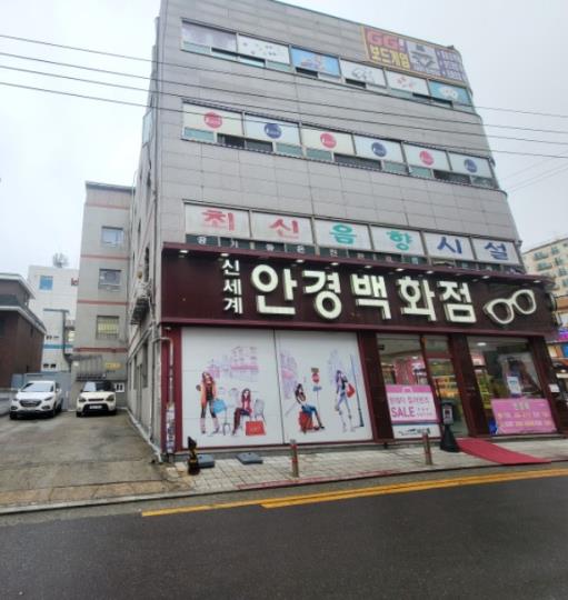 카페 / 서울 서울 강서구 - 점포라인