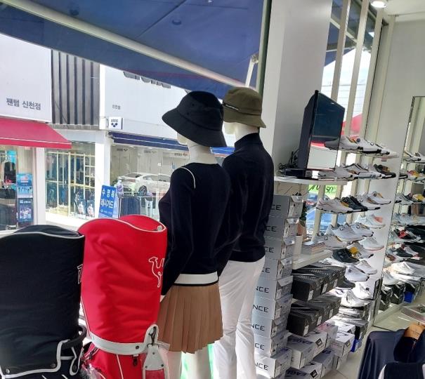 의류판매점 / 경기 시흥시 - 점포라인